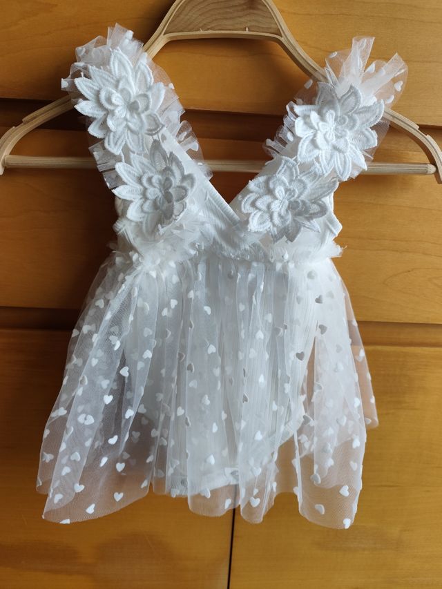 VESTIDO DE NIÑA SIN ESTRENAR 9-12 M