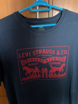 Camiseta Levis