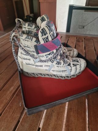 Camper Together Himalayan Willie