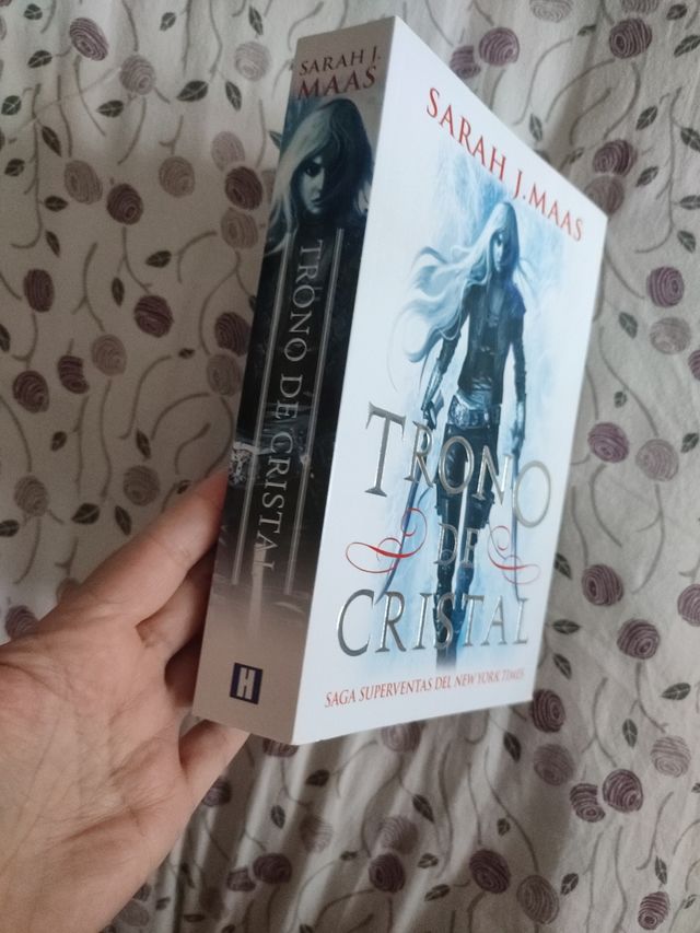 Trono de Cristal edición blanca