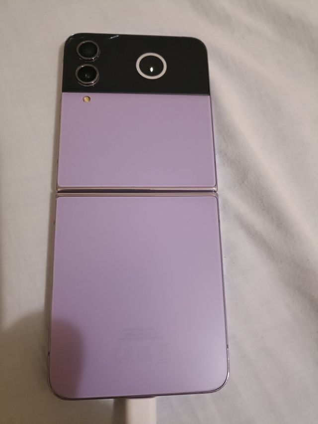 Samsung flip 4