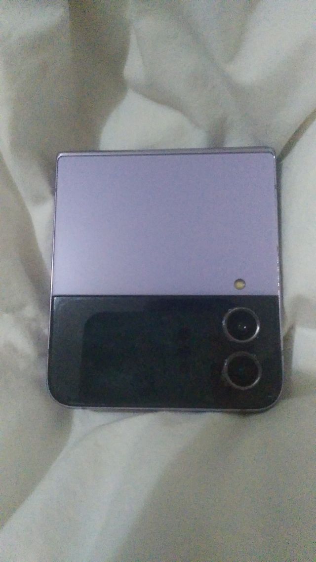 Samsung flip 4