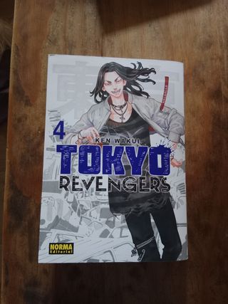 Manga Tokyo revengers v4