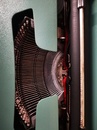 Máquina de escribir Olivetti Lettera 32