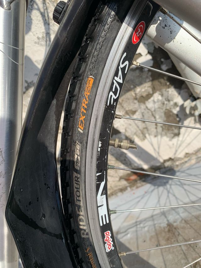 Bicicleta NISHIKI HYBRID RACING PRO