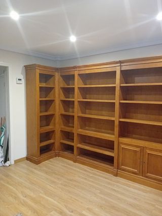 Estanteria - libreria con vitrina