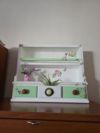 Especiero restaurado vintage.