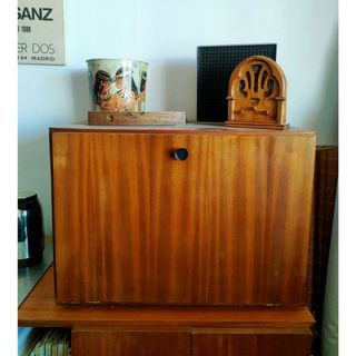 Mueble modular nórdico midcentury