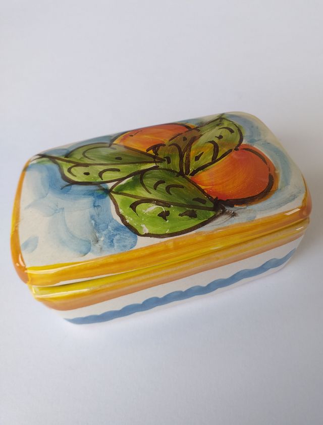 Scatolina in ceramica