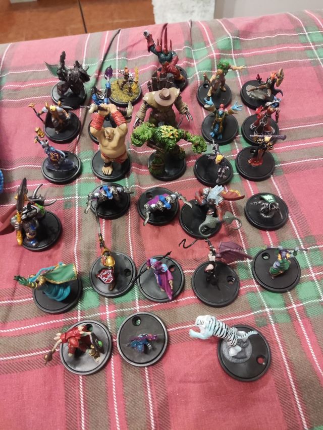 World of Warcraft miniature lot wow