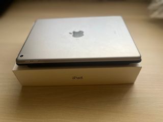 Ipad 2017 32 GB Negro