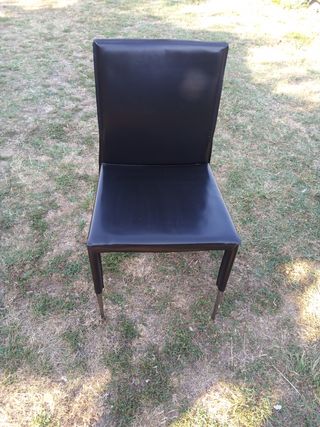 Mesas y sillas cafetería