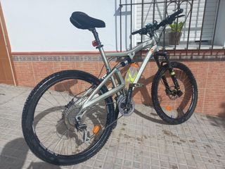 Se vende bicicleta rockrider 26