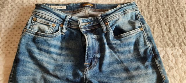 Pantaloni in denim 👖