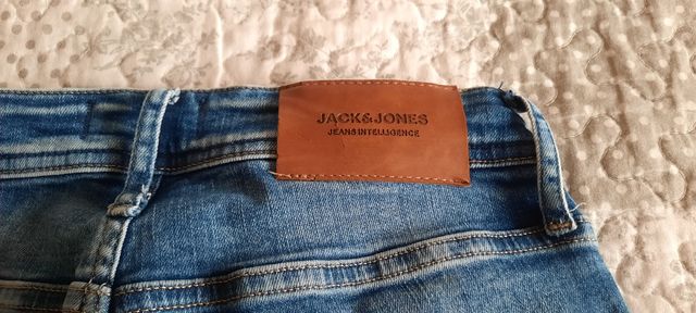 Pantaloni in denim 👖