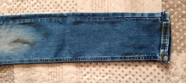 Pantaloni in denim 👖