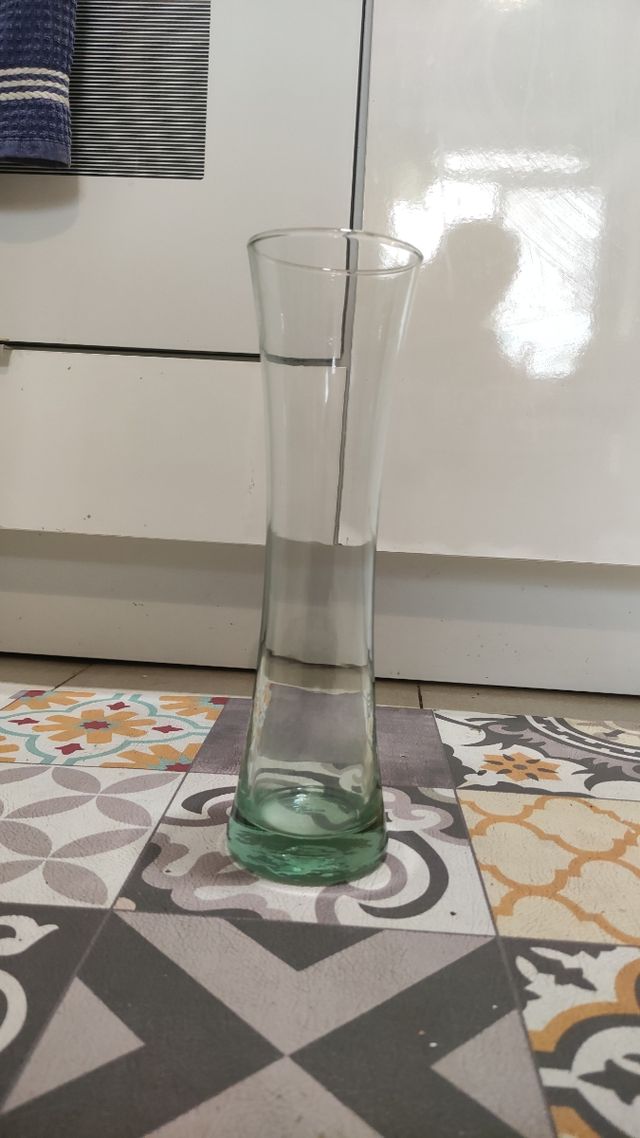 Florero de cristal 30x8cm