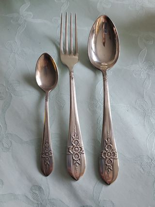 DALIA MÍTICA CUBERTERÍA ALPACA