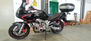 Yamaha Fazer 600