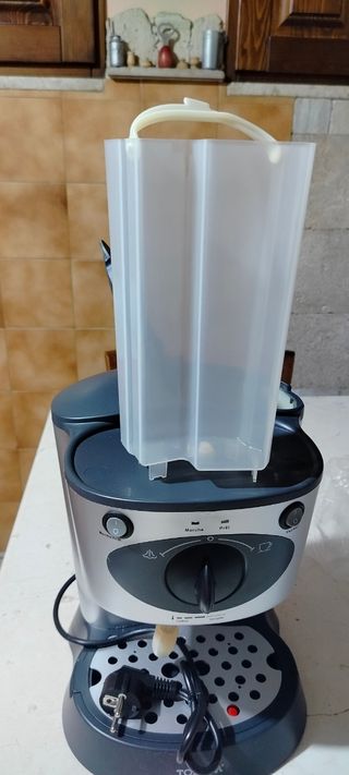 Macchinetta caffè da macina;