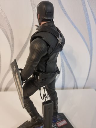Capitan america hot toys exclusive