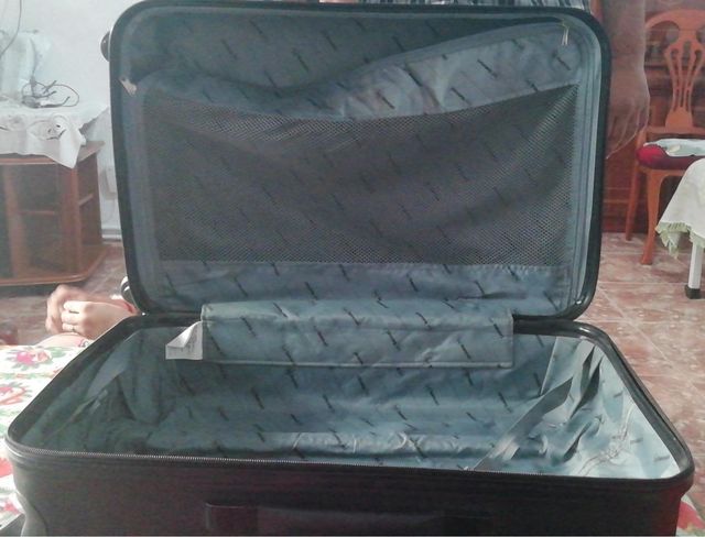 Maleta de viaje con ruedas