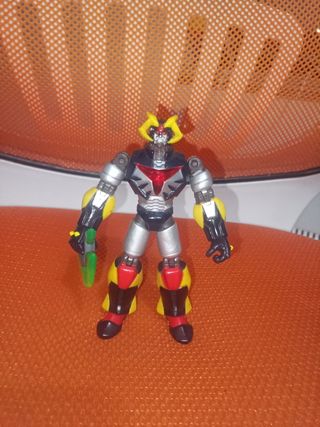 Hyridion Giochi preziosi action figure robot