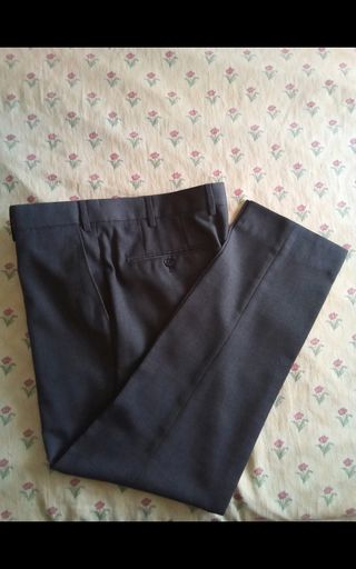 Traje caballero " ROBERTO TORRETTA ".
