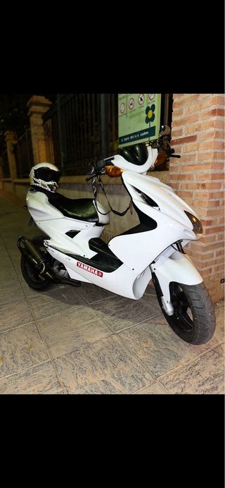 Yamaha Aerox R