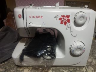 MAQUINA DE COSER ELECTRICA SINGER