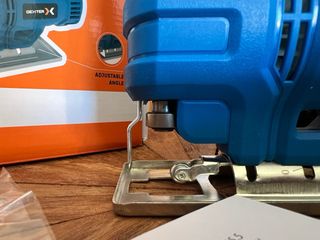 Sierra calar con cable