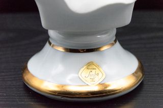 Figura de porcelana Sanbo