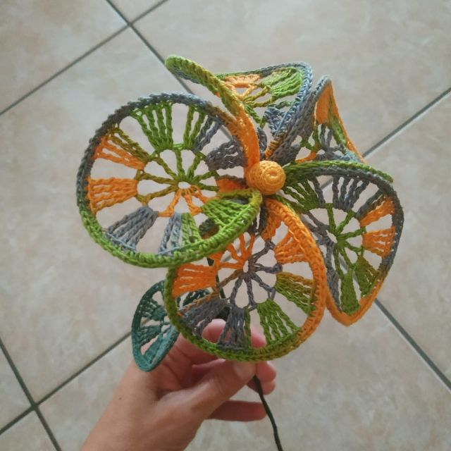 Fiore uncinetto