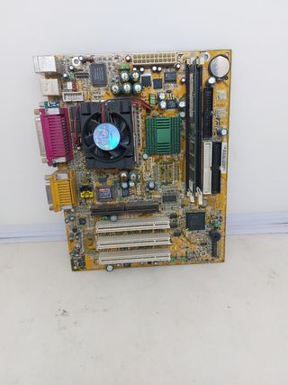 PLACA BASE DE ORDENADOR ANTIGUO 