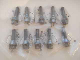 JUEGO DE 10 TORNILLOS PARA RUEDAS SIN 