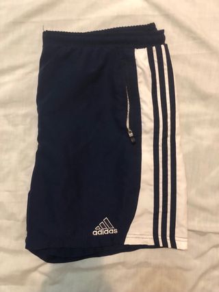 Pantalon Corto estilo Bañador Adidas