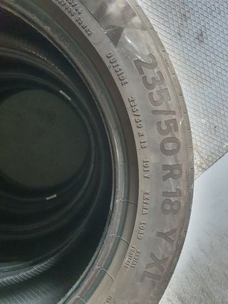 Se venden neumaticos nuevos