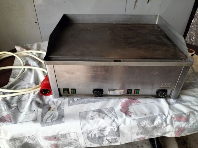 Ferro da cucina elettrico industriale