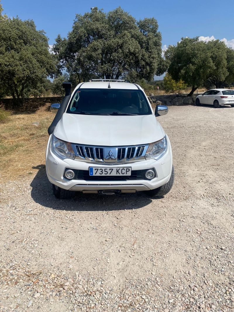 Mitsubishi L 200 2017 - foto 1