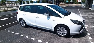 Opel Zafira Tourer 2015