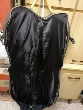 Porta abiti uomo con tasche