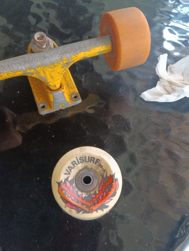 Distintas muchas Ruedas antiguas vintage