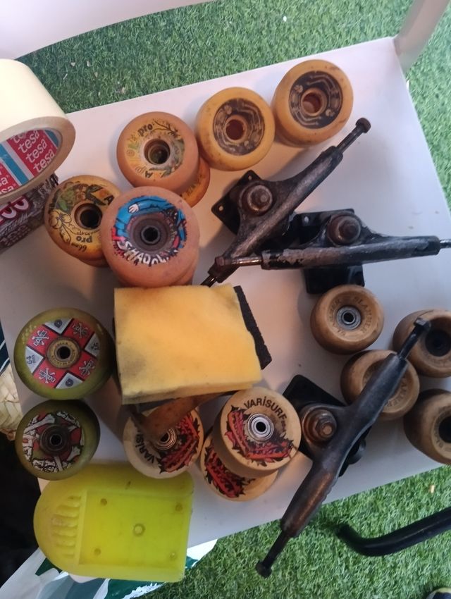 Distintas muchas Ruedas antiguas vintage