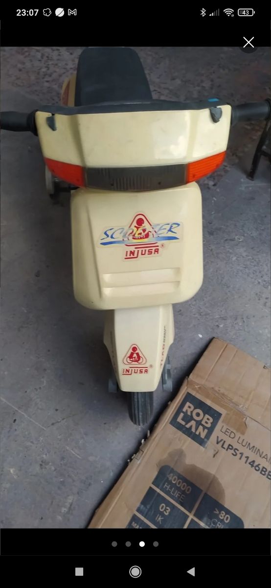 Juguete antiguo viejo moto