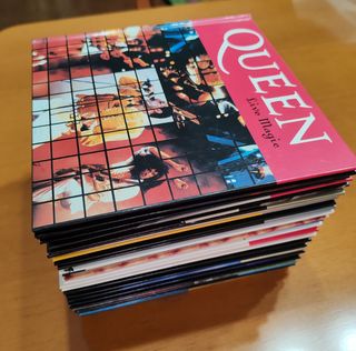 Libro con CD colección QUEEN x 16