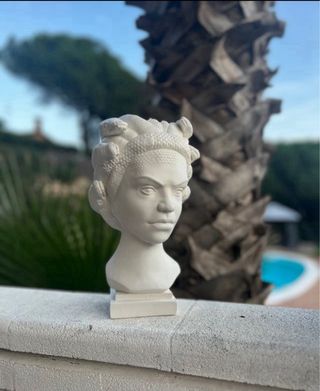 Maceta gorgona medusa/ escultura antigua