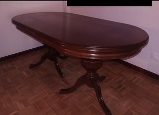 Mesa de salón extensible