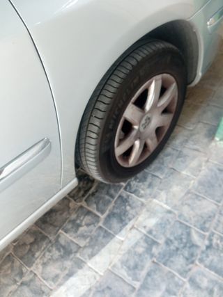 Peugeot 807 2014