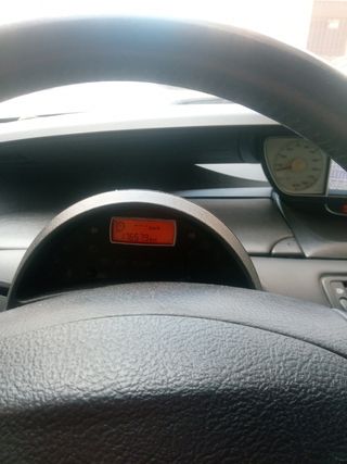 Peugeot 807 2014