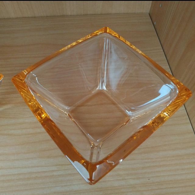 Ciotole vetro arancione